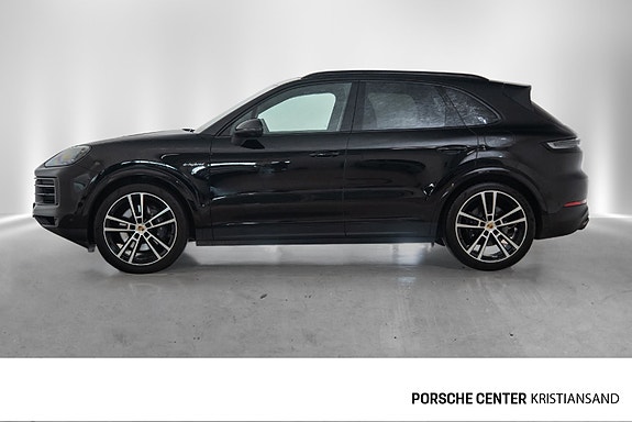 Porsche Cayenne 11 of 30