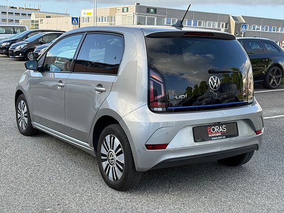 Volkswagen UP! 7 of 22