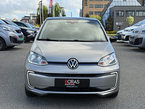 Volkswagen UP! 2 of 22