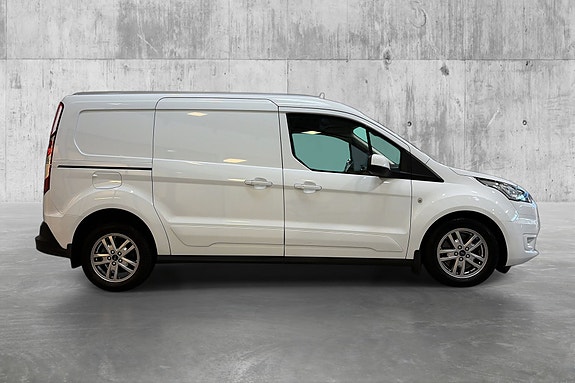 Ford Transit Connect 4 of 25