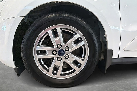 Ford Transit Connect 9 of 25