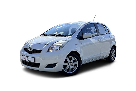 Toyota Yaris 2 of 30