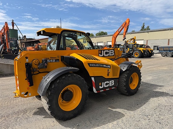 JCB 542-70 IndustriPlus Steg5 4 of 23