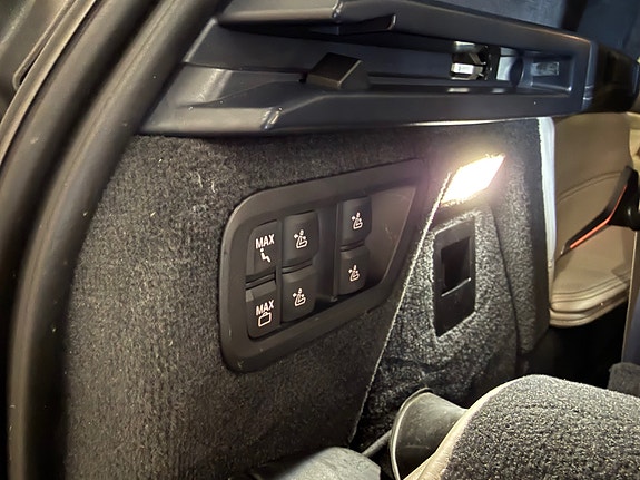 BMW X7 17 of 30