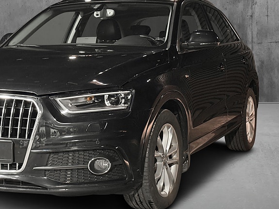 Audi Q3 4 of 26