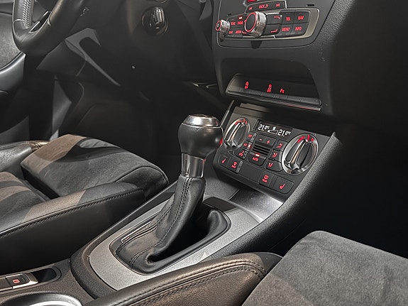Audi Q3 19 of 26