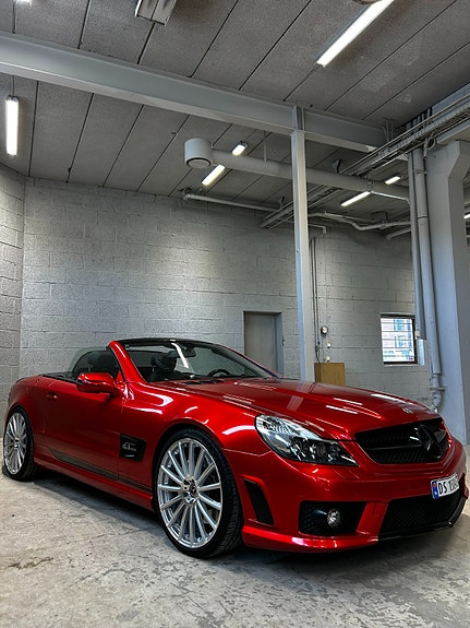 Mercedes-Benz SL63 3 of 23