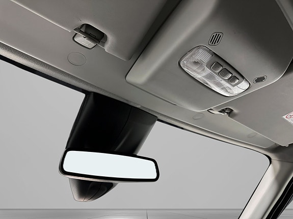 Ford Transit 28 of 30