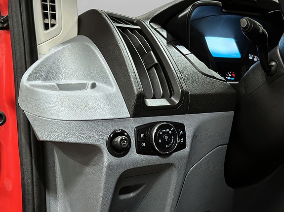Ford Transit 16 of 30