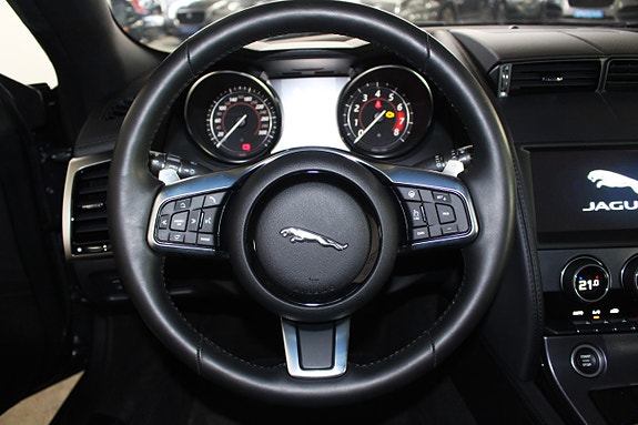 Jaguar F-TYPE 13 of 21