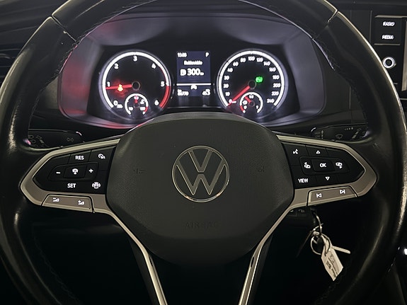 Volkswagen Transporter 19 of 29