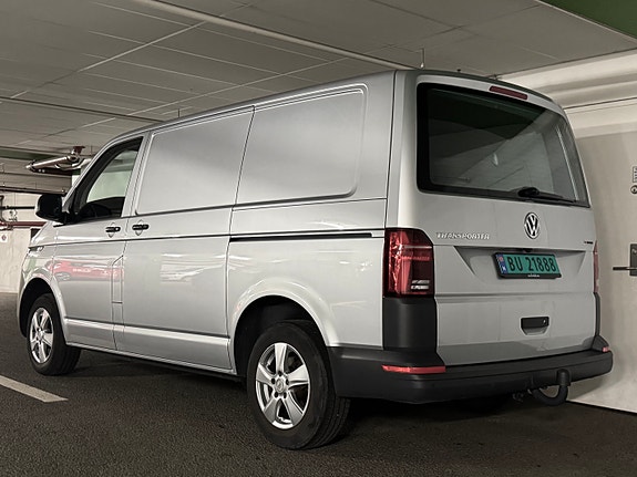Volkswagen Transporter 6 of 29