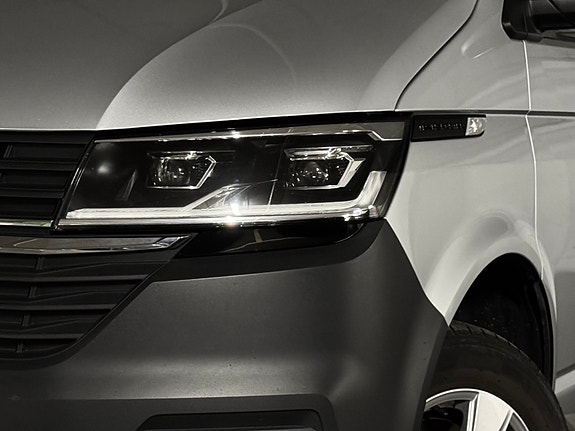 Volkswagen Transporter 9 of 29