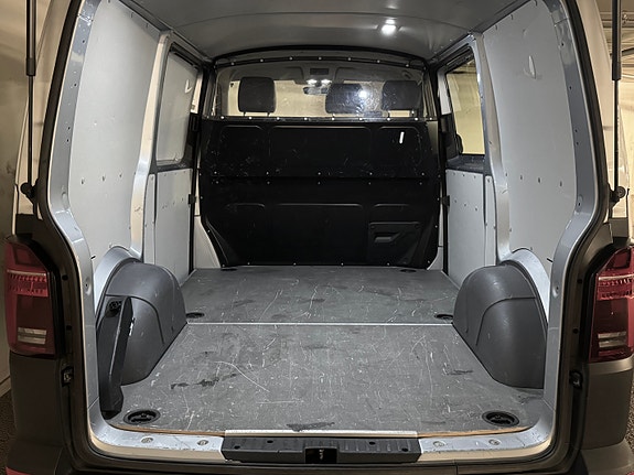 Volkswagen Transporter 14 of 29