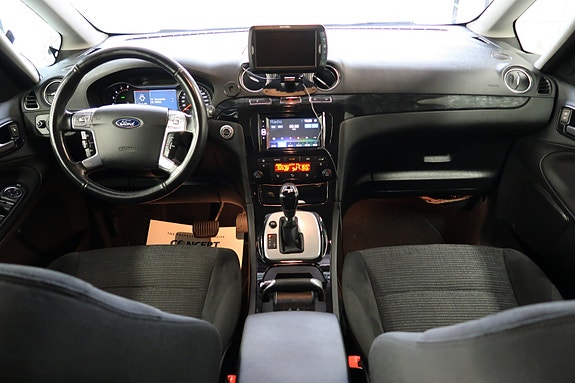 Ford Galaxy 2 of 14