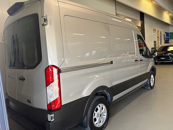 Ford Transit 3 of 22