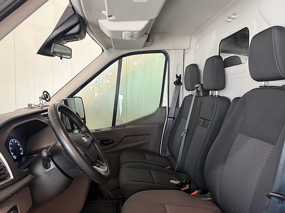 Ford Transit 16 of 22