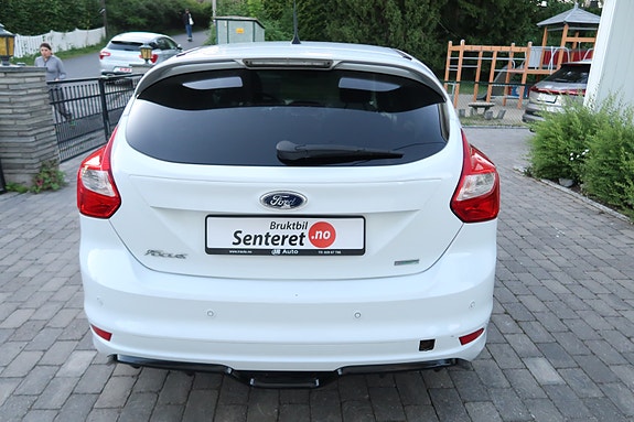 Ford Focus 21 of 30
