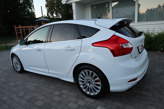 Ford Focus 10 of 30
