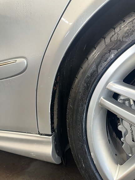 Mercedes-Benz E55 8 of 16