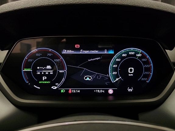 Audi e-tron GT 21 of 30