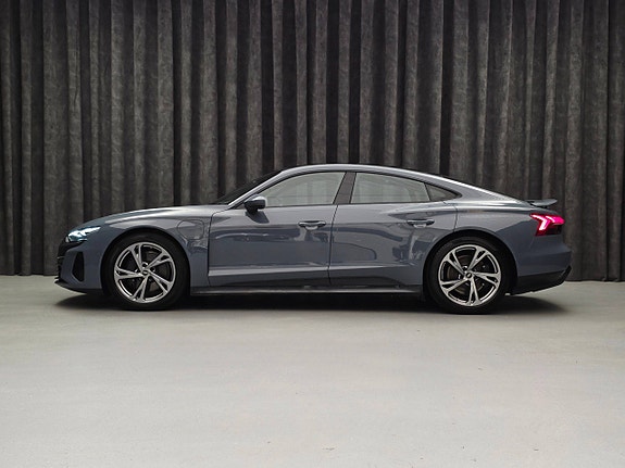 Audi e-tron GT 4 of 30