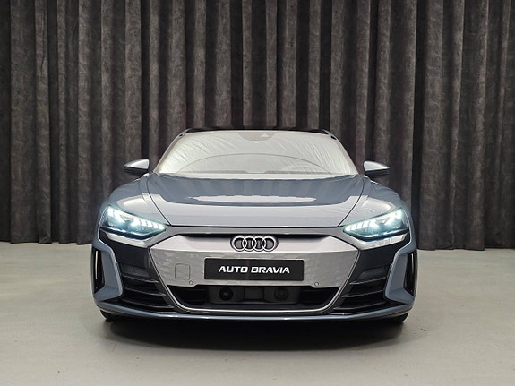 Audi e-tron GT 2 of 30