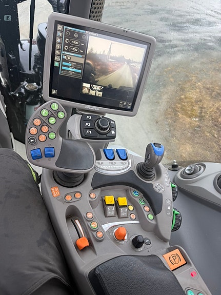 Deutz Fahr 6215 Agrotron TTV 10 of 16