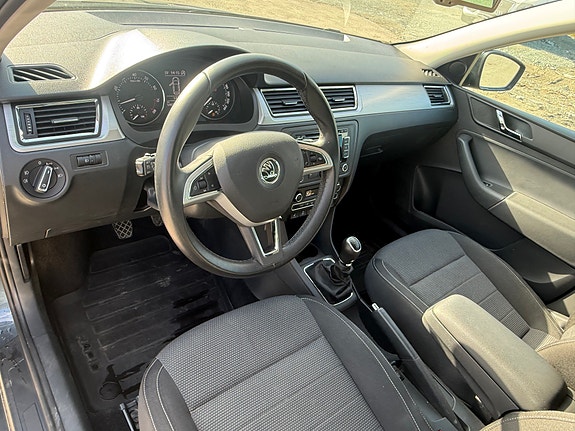 Skoda Rapid Spaceback 13 of 19