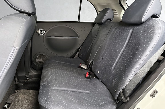 Bakseter med ISOFIX for barn gir trygghet på alle turer.