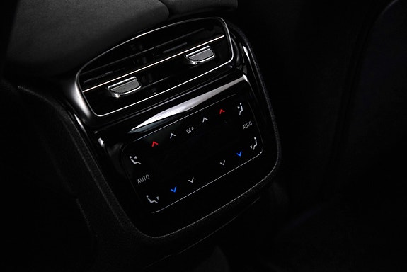 Mercedes-Benz EQS450 19 of 30