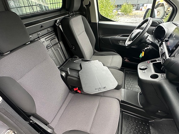 Citroen Berlingo 11 of 30
