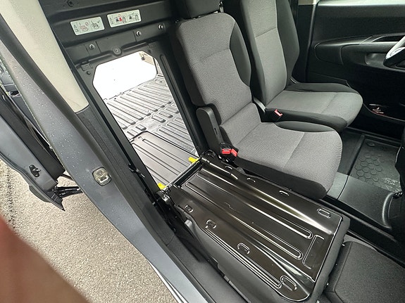 Citroen Berlingo 22 of 30