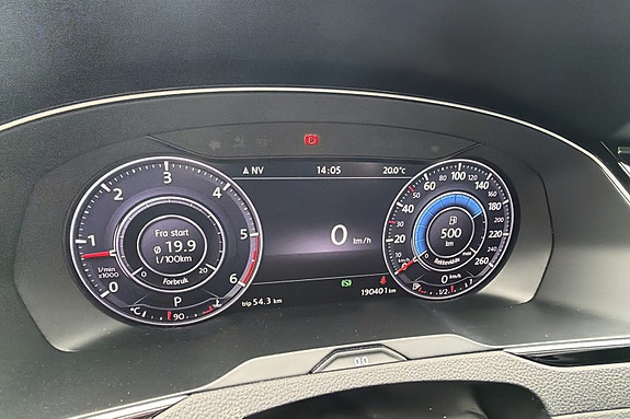 Volkswagen Passat Alltrack 21 of 26