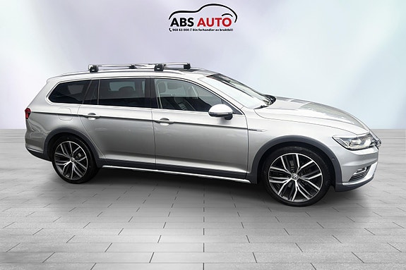 Volkswagen Passat Alltrack 4 of 26