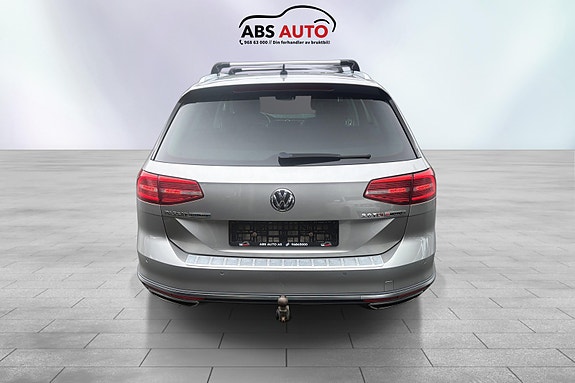Volkswagen Passat Alltrack 7 of 26