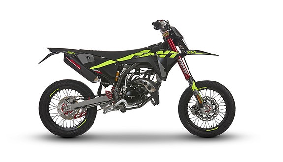 Fantic Competition 50cc sort/gul og hvit/rød. 2 of 12