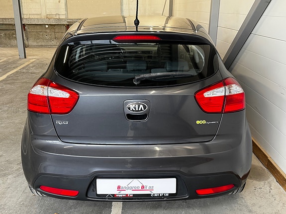 Kia Rio 20 of 30