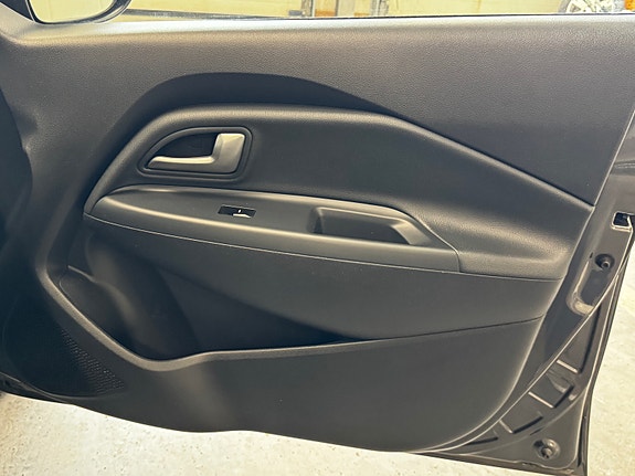 Kia Rio 28 of 30