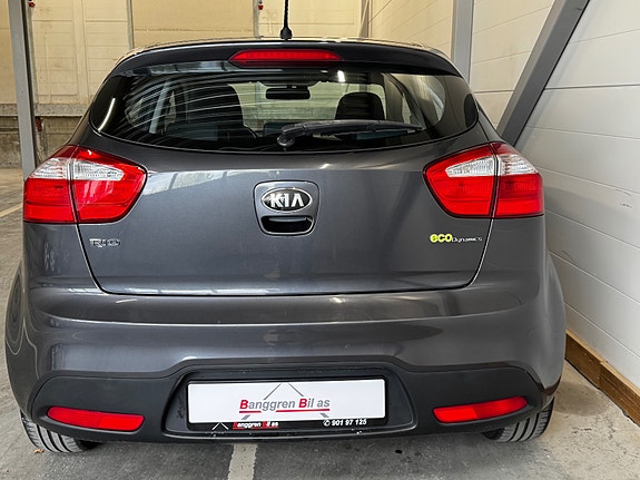 Kia Rio 21 of 30