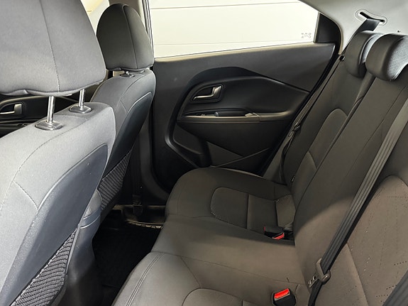 Kia Rio 17 of 30