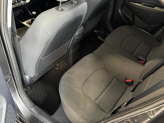 Kia Rio 14 of 30