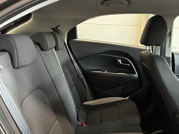 Kia Rio 27 of 30