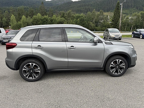 Suzuki Vitara 6 of 25