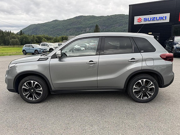 Suzuki Vitara 2 of 25