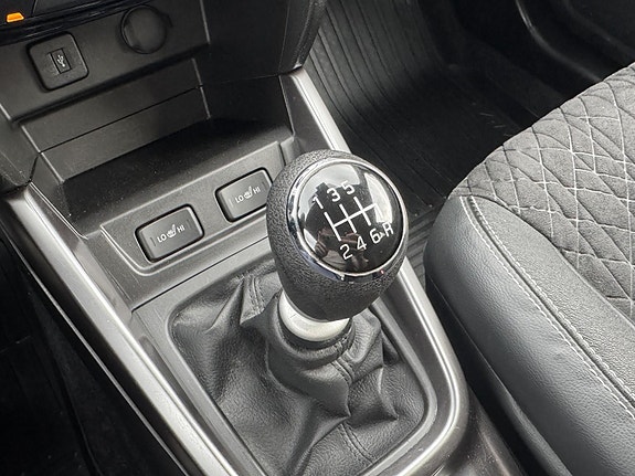 Suzuki Vitara 14 of 25