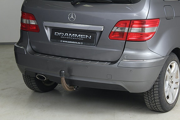 Mercedes-Benz B180 6 of 22