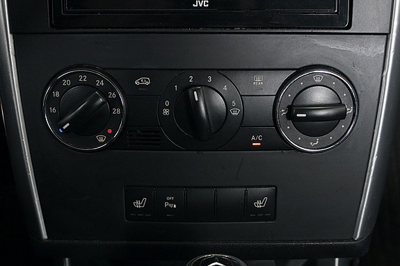 Mercedes-Benz B180 14 of 22