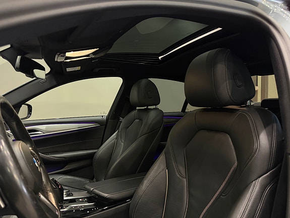 BMW 530e 16 of 30