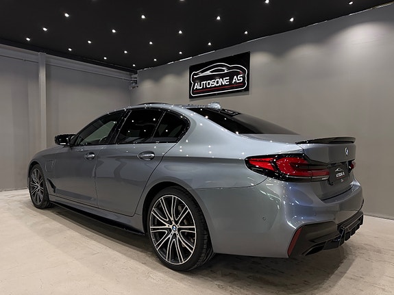 BMW 530e 7 of 30